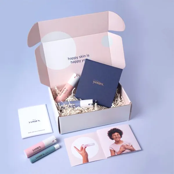Coloured Mailer Packaging